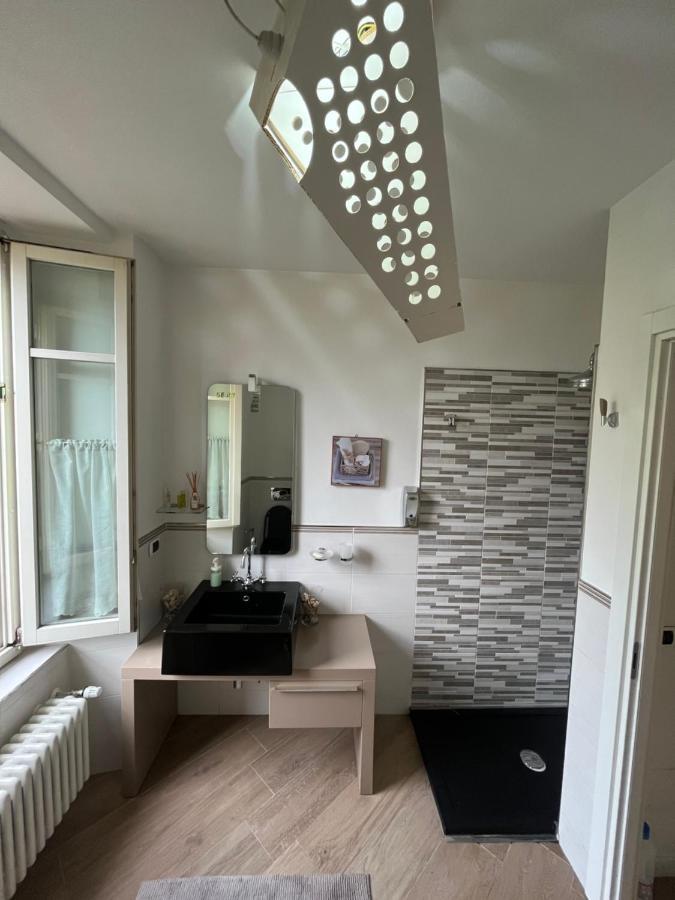 Dreams Hostel Lecco Luaran gambar